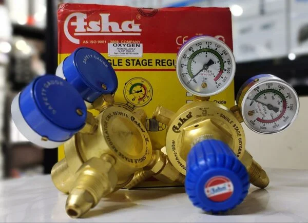 ASHA Single Stage Double Gauge Oxygen Regulator Heavy Duty With Nut Nipple & Top Key Get Best Offer Price 2550/.